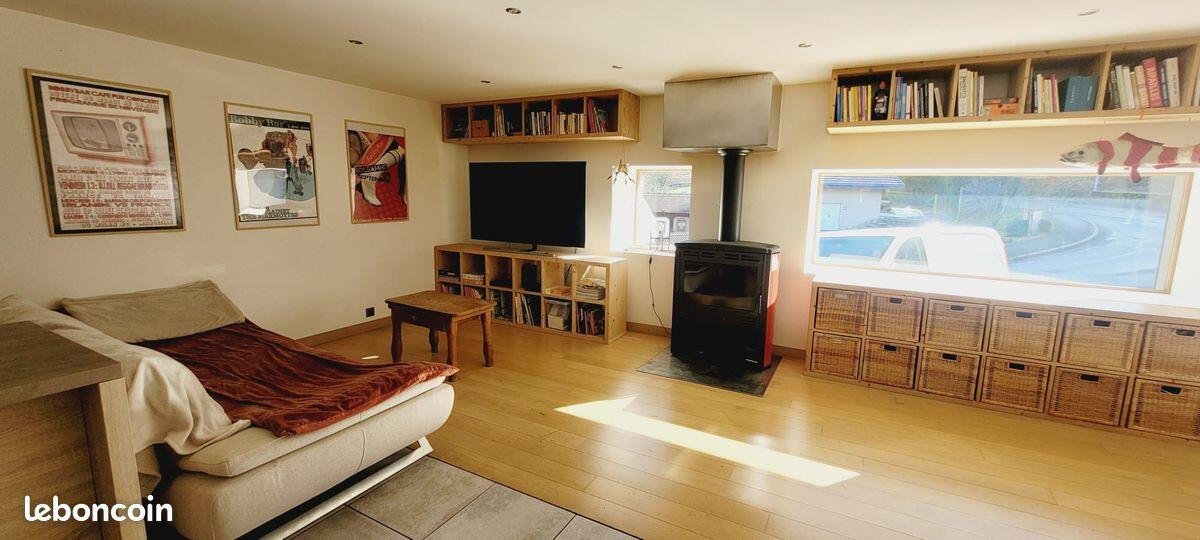 Appartement 100 m² Marnaz